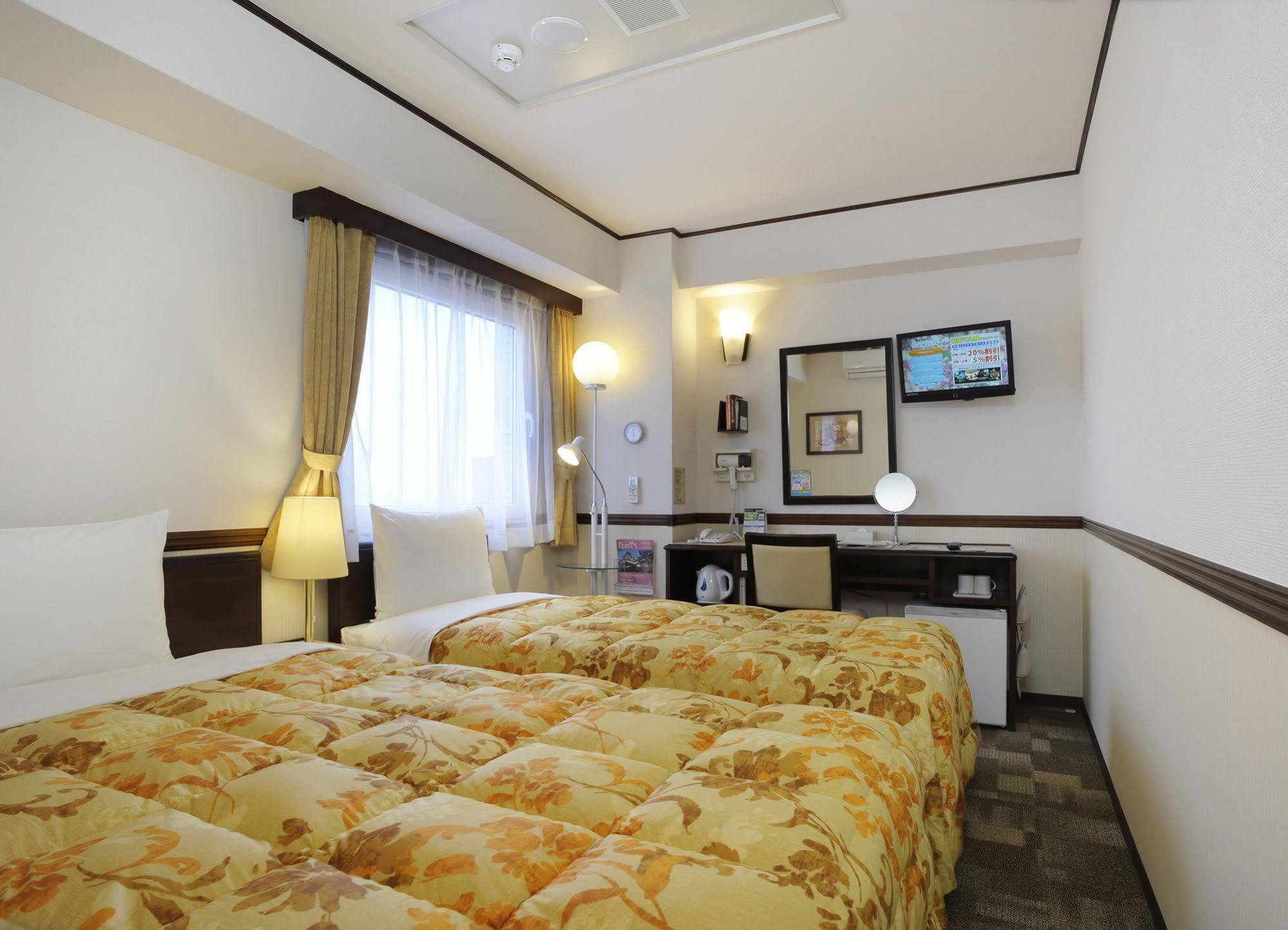 Toyoko Inn Aizuwakamatsu Ekimae מראה חיצוני תמונה